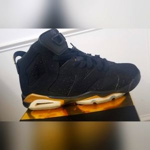Like New 👟 Nike Jordan 6 Retro DMP 2020 Men's Size 7 Black / Metallic Gold 🏀
